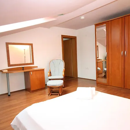 With Parking Space Slano, Dubrovnik - 3183 アパート スラノ